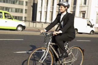 Foto: Mann auf Fahrrad